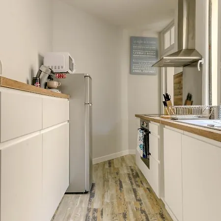Brand New Flat - City Center Apartment *